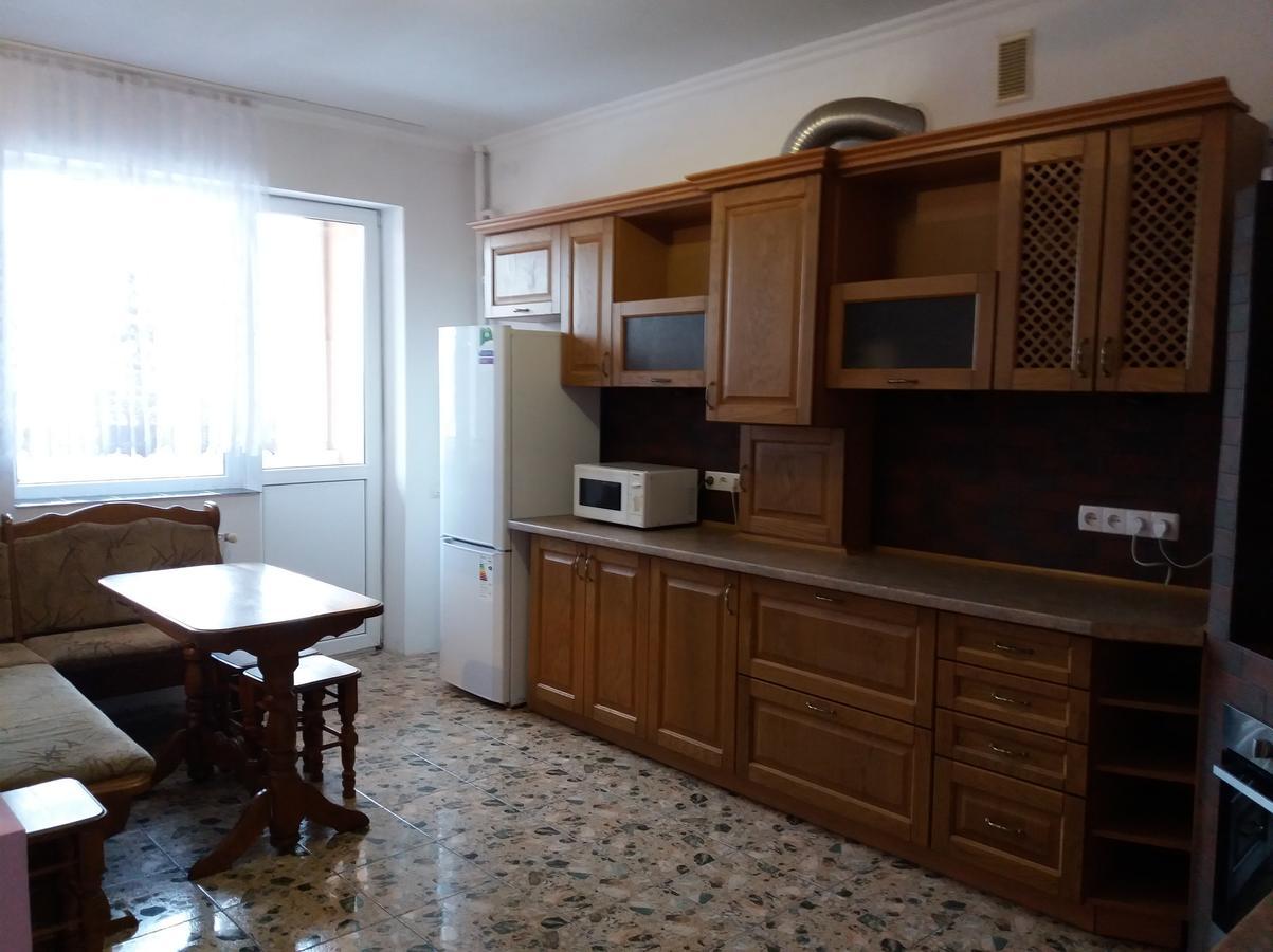 3-К Квартира Apartament Iwano-Frankiwsk Zewnętrze zdjęcie